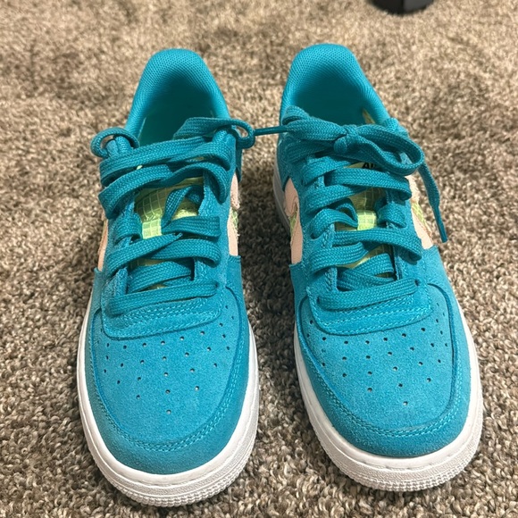 Nike Air Force 1 Oracle Aqua - Picture 1 of 6